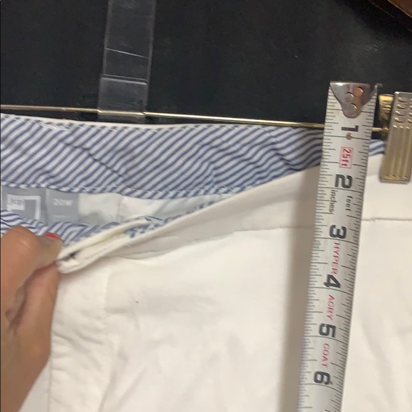 Jcp 20w capris ✨ - Picture 3 of 6